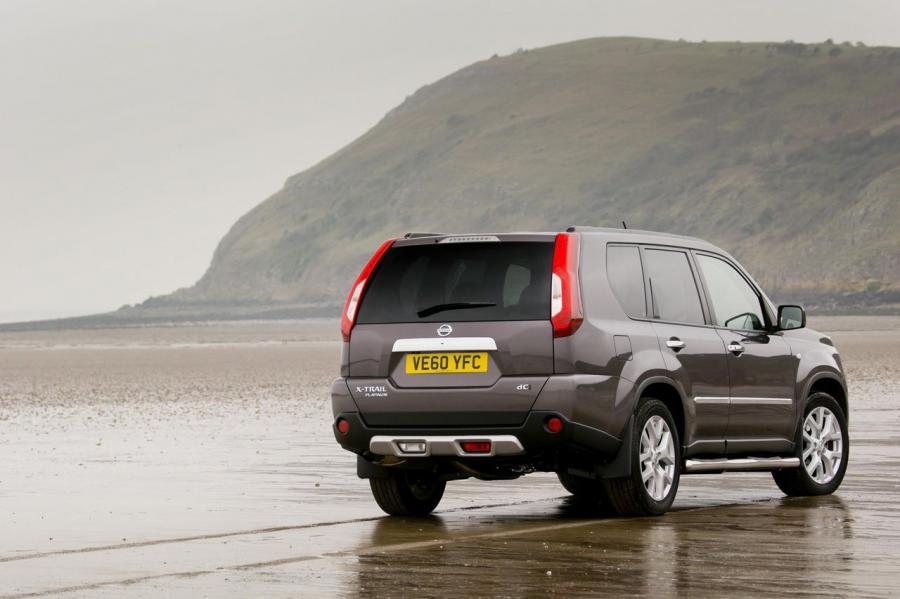  Nissan X-Trail Platinum Edition 2012 года  (UK) (фото 17 из 17)